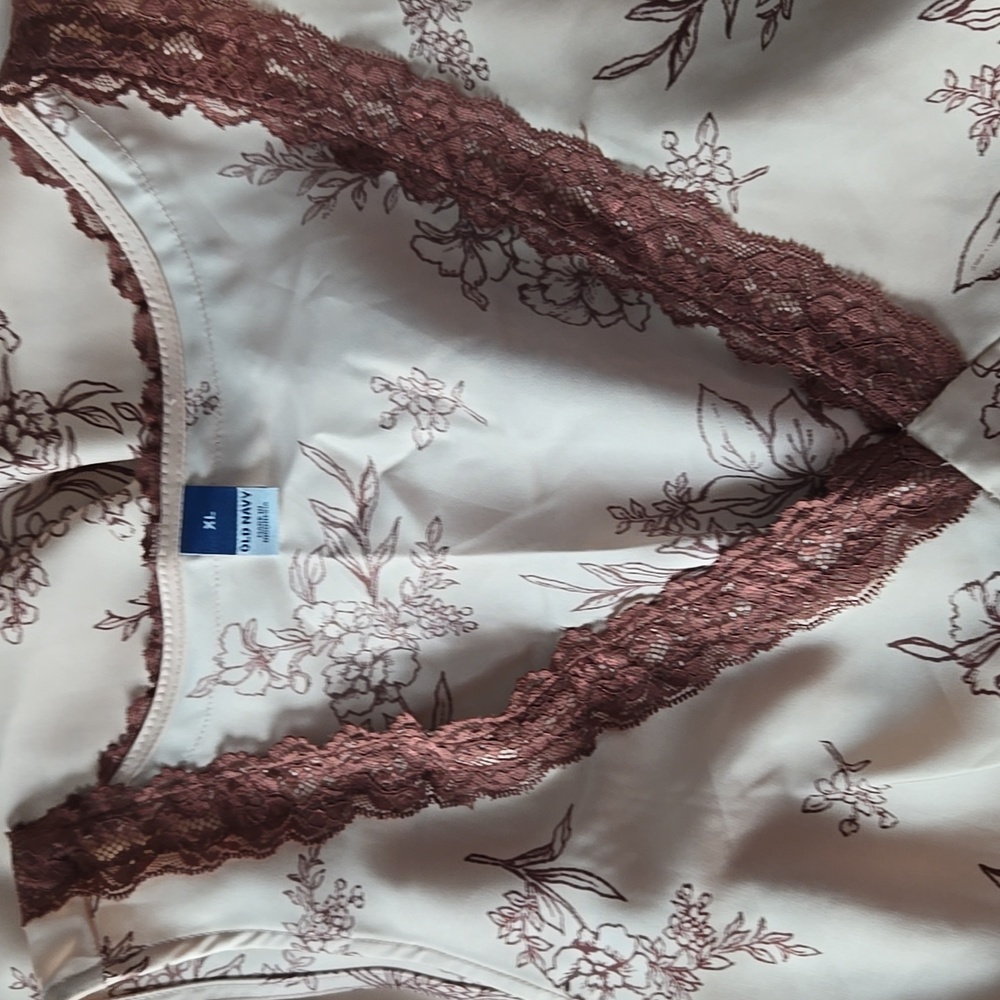 NWOT Lace Trim Satin Midi Dress - Picture 4 of 6